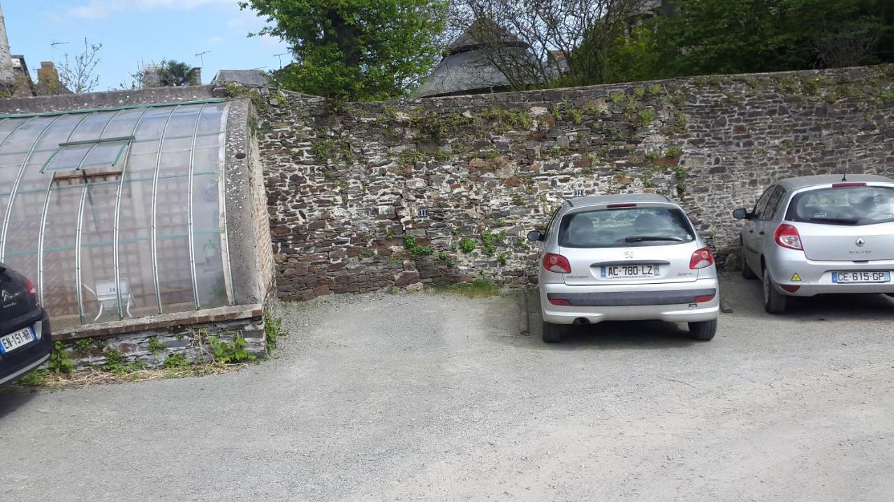 Studio Des Stuarts Dol-de-Bretagne Exterior photo